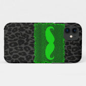 緑のおもしろい口ひげとヒョウ柄 Case-Mate iPhoneケース (裏面(横))