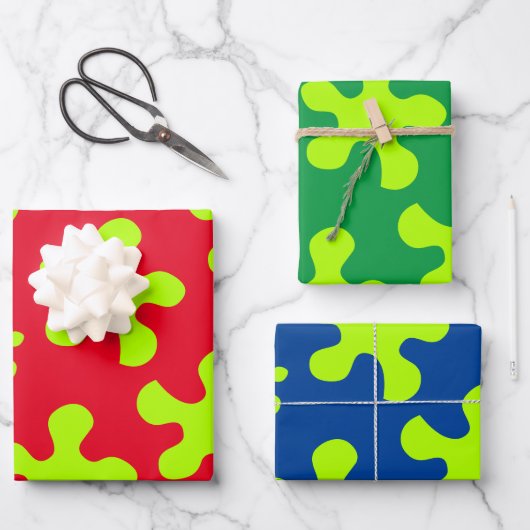 緑のおもしろい青緑の赤い誕生日 ラッピングペーパーシート (正面)