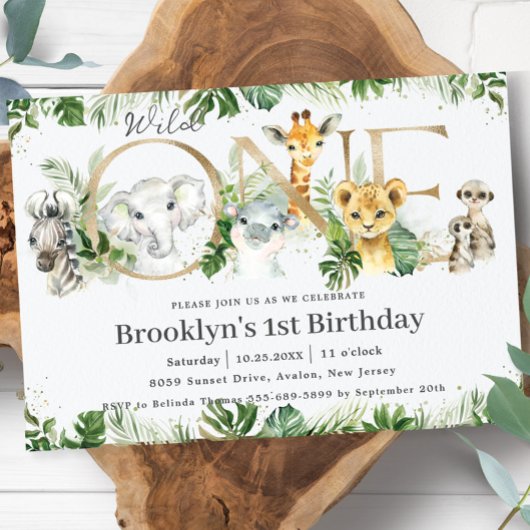 緑のかわいいジャングル動物ワイルドワンの誕生日 招待状