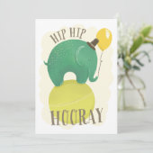 緑のかわいい象。子供の誕生日動物ホレー シーズンカード (スタンド正面)