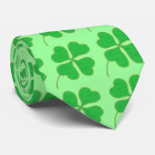 緑のかわいらしシャムロックが金ゴールドのドット、ネクタイでトリミング ネクタイ (ロール)