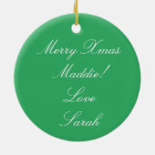 緑のかわいらしスクリプトメリークリスマス姪 セラミックオーナメント (裏面)