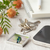 緑のすみれ色耳のハチドリ キーホルダー (側面)