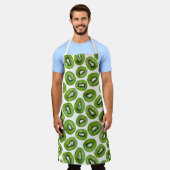 緑のキウイパターン エプロン (着用した状態)