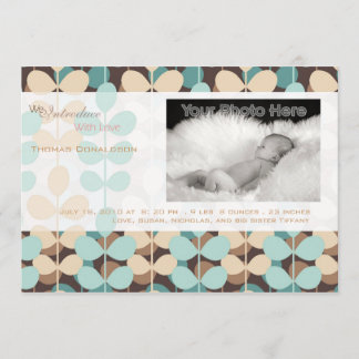 緑のキヅタの男の赤ちゃんの誕生の発表 案内状