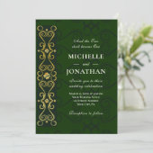 緑のキリスト教の背景に金色の装飾が施されたアイルランド風のデザイン 招待状 (スタンド正面)