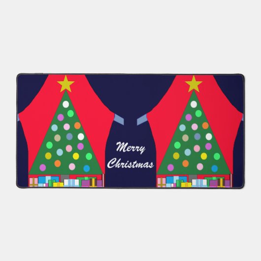 緑のクリスマスツリーと青いカーテン: デスクマット (正面)