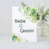 緑のクローバーと蝶の角のSave the Date 招待状 (スタンド正面)