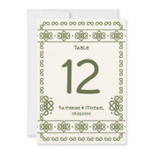 緑のケルト結び目模様の大きなテーブル番号