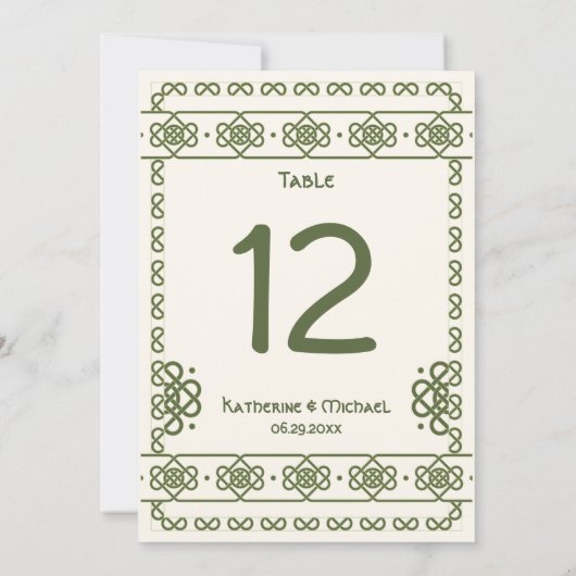 緑のケルト結び目模様の大きなテーブル番号 招待状 (裏面)
