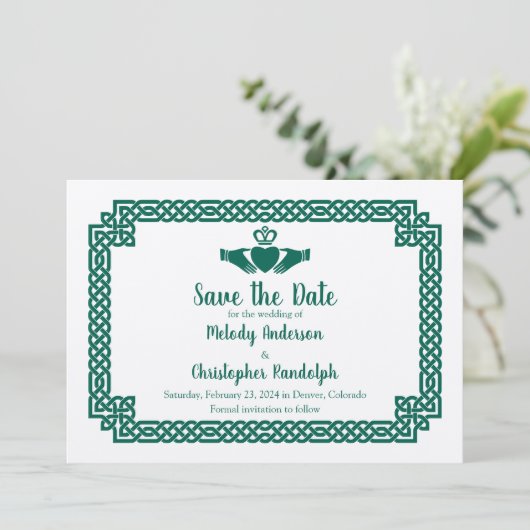 緑のケルト結び目模様クロダガウェディング日付を保存 セーブザデート (スタンド正面)