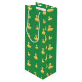 緑のゴム製アヒルパターン ワインギフトバッグ (正面アングル)