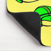 緑のサッカー用ヘルメット マウスパッド (コーナー)