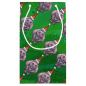 緑のサンタの帽子パターンのカバ スモールペーパーバッグ (裏面)