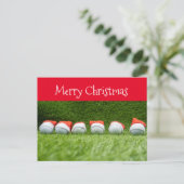 緑のサンタハット付きゴルフクリスマスホリデー シーズンポストカード (スタンド正面)