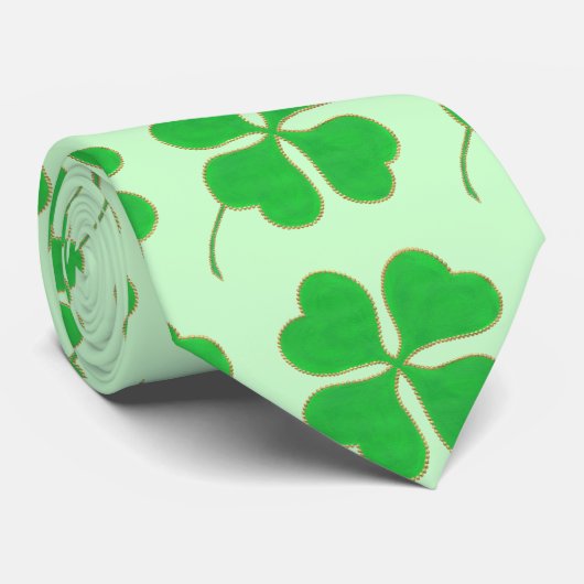 緑のシャムロックを金ゴールドドットでトリミングし、首のネクタイ ネクタイ (ロール)