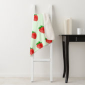 緑のシャーブルケットの上のイチゴ シェルパブランケット (インサイチュ)