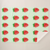 緑のシャーブルケットの上のイチゴ シェルパブランケット (正面(横))