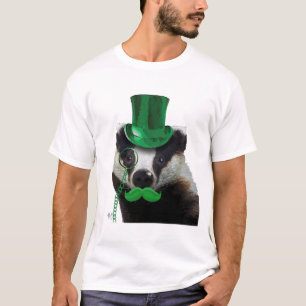 緑のシルクハットおよび口ひげを持つアナグマ Tシャツ