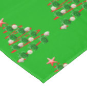 緑のシータートルズクリスマスツリー テーブルクロス (アングル)