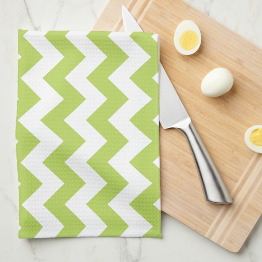 緑のジグザグ、緑の山形、幾何学模様 キッチンタオル (四つ折り)