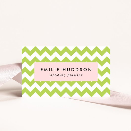 緑のジグザグ、緑の山形、幾何学模様 名刺