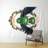 緑のスカルで黒い翼とフローラの冠が入る タペストリー (インサイチュ(横))