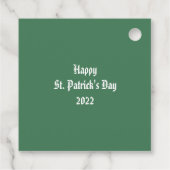 緑のスカーフのシャムロッククローバーを身につけたかわいい犬 フェイバータグ (裏面)