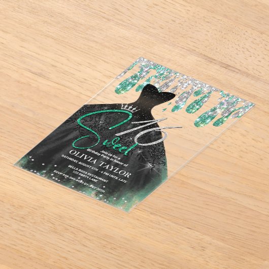 緑のスタイリッシュ黒いドレス甘い16モノグラム アクリル招待状 (レイダウン)