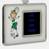 緑のステッキ姿のチアリーダー シルバープレートフレームオーナメント (右)