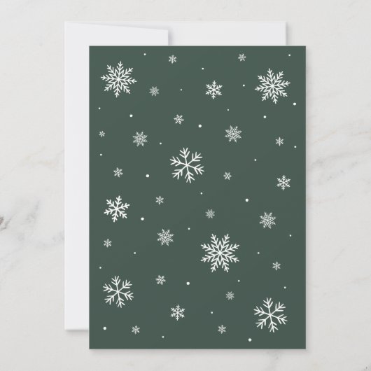 緑のスノーフレークベビーベビーシャワー外は寒い 招待状 (裏面)