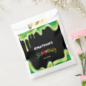 緑のスライムボーイズ誕生日パーティー フェイバーバッグ (封をした状態)