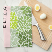 緑のダリアの花、花のパターン、あなたの名前 キッチンタオル (四つ折り)