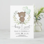 緑のテディベアと風船付き1歳の誕生日 招待状 (スタンド正面)