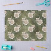 緑のデコページ上の白いバラ 薄葉紙 (クラフト)