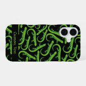 緑のトカゲ模様 iPhone 16ケース (裏面横)