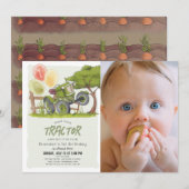 緑のトラクターの農場の少年写真 1歳の誕生日 招待状 (正面/裏面)