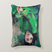 緑のドレスを着た少女 アクセントクッション (正面(垂直))
