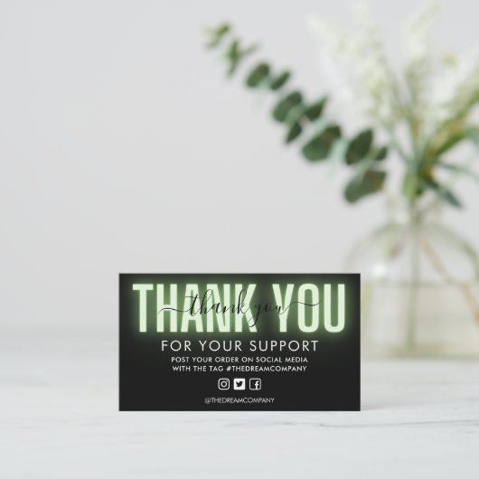 緑のネオン書道ありがとうメディア挿入 名刺 (スタンド正面)