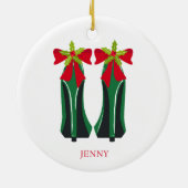 緑のハイヒールとクリスマスボウ セラミックオーナメント (裏面)