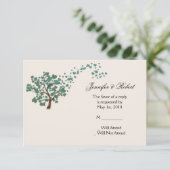 緑のハートツリーのアイボリー応答カード 出欠カード (スタンド正面)