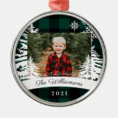 緑のバッファロープライ素朴ド松の木の家族写真 メタルオーナメント (正面)