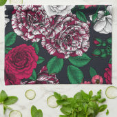 緑のバラをオンにした赤、白、および葉2色の キッチンタオル (折り畳み)