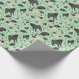 緑のパグ ラッピングペーパー