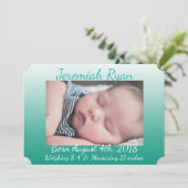 緑のパーソナライズされたベビー写真の生誕通知 案内状 (スタンド正面)