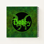 緑のパーソナライズされた恐竜の隠れ家 ノートブック (裏面)