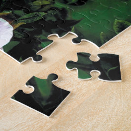 緑のピンクのバラの花エレガント。 ジグソーパズル