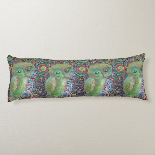 緑のフクロウの体の枕 ボディピロー (裏面)