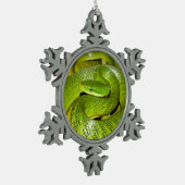 緑のブッシュのナメラ属 スノーフレークピューターオーナメント (左)