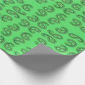 緑のペイズリー模様 ラッピングペーパー (角)